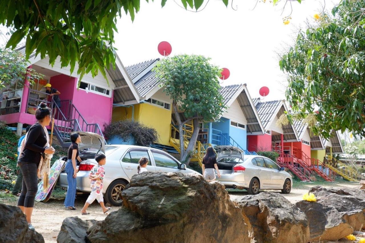 Baan Rai Pray Rung Kaeng Krachan Ban Tha Ling Lom Kültér fotó